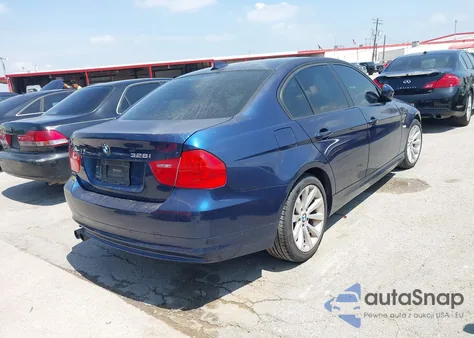 2011 BMW 328I из США, поврежденный, VIN WBAPH7C56BE680769